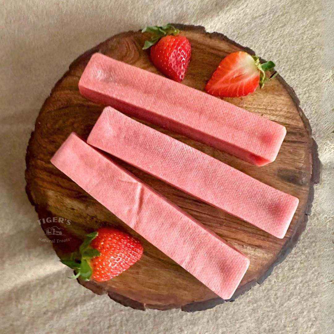 Strawberry Yak Chews for Dog, Valentine's Day Dog Treats - Expressly Marketplace
