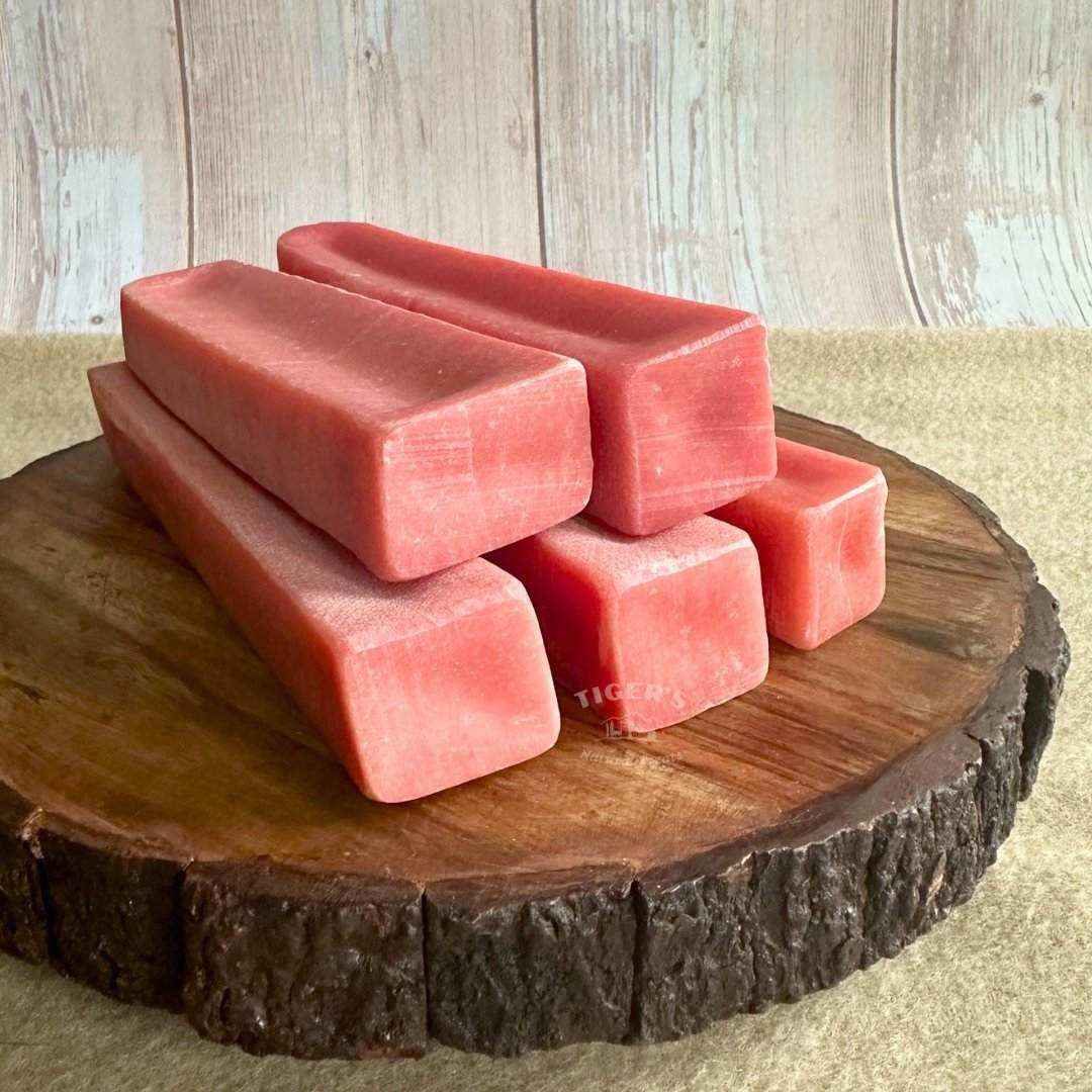 Strawberry Yak Chews for Dog, Valentine's Day Dog Treats - Expressly Marketplace
